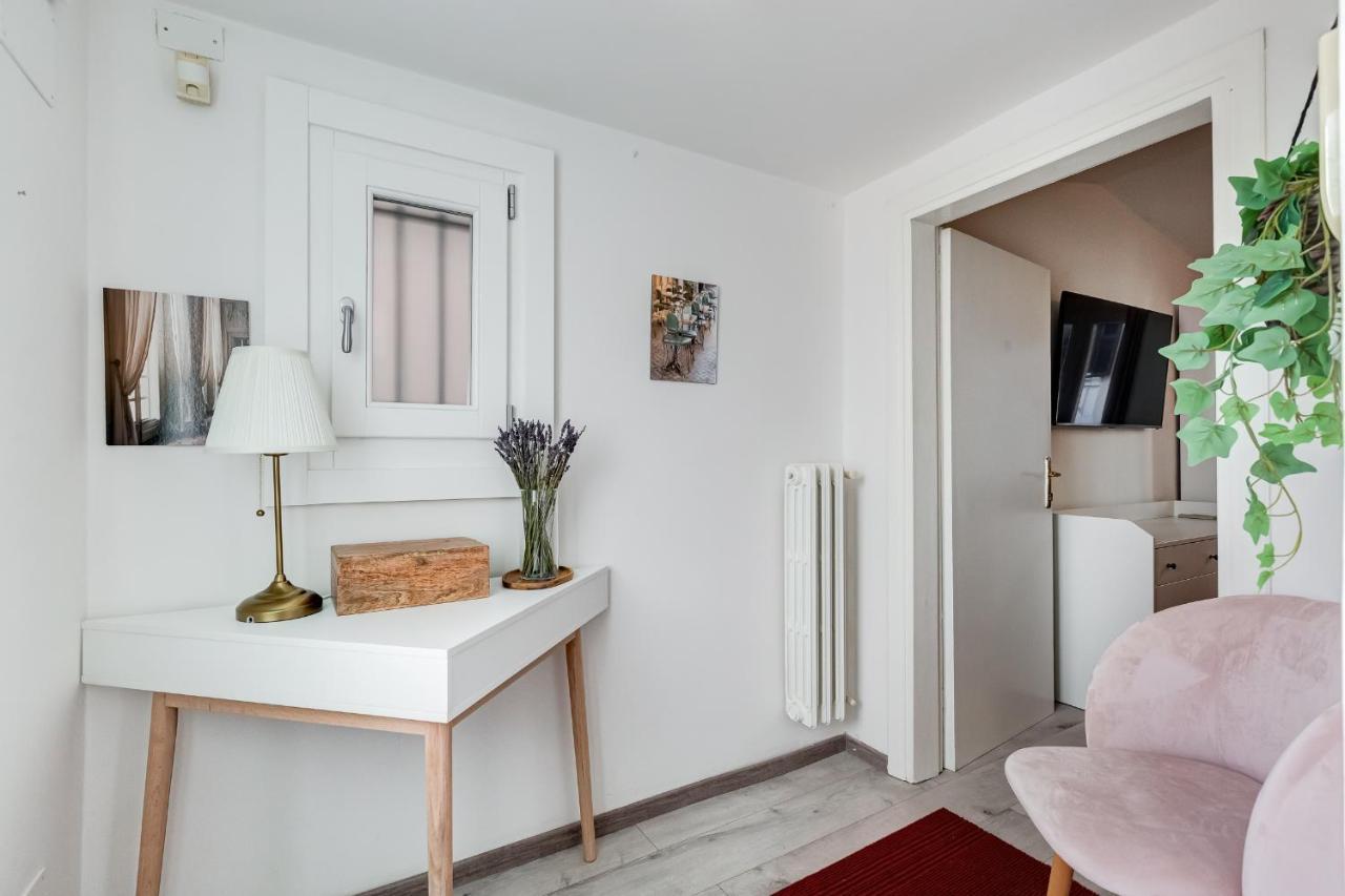 Jmartins Colosseo Suites Rom Exterior foto
