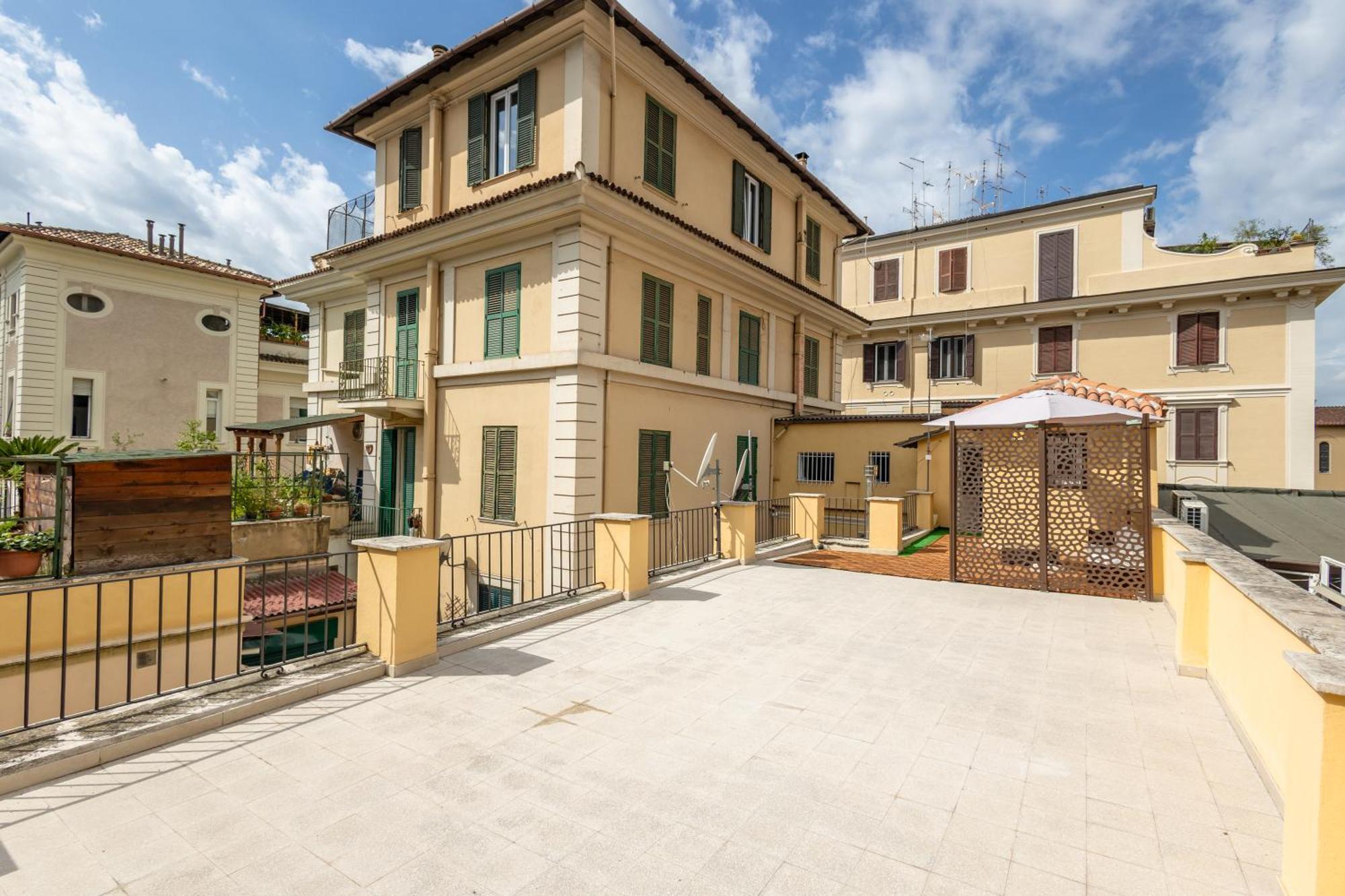 Jmartins Colosseo Suites Rom Exterior foto